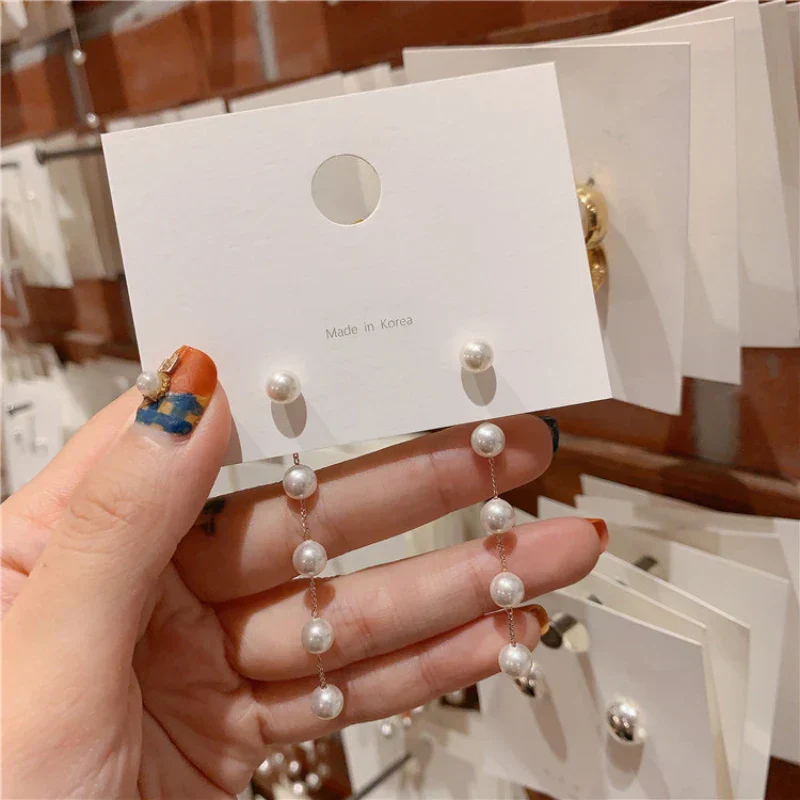 New Trend Simulated Pearl White Round Pearl Earrings - Image 5